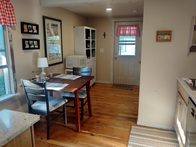 Kitchen space. - 2914 Woodlawn Avenue