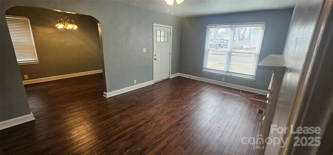 Building Photo - 400 Keswick Ave