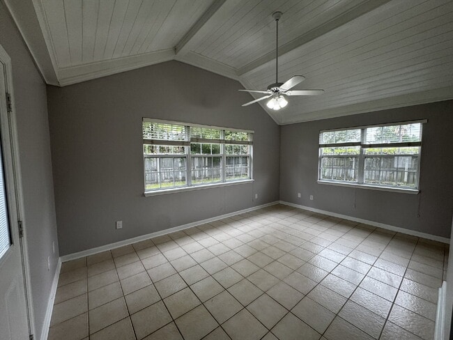 Building Photo - Home for Rent