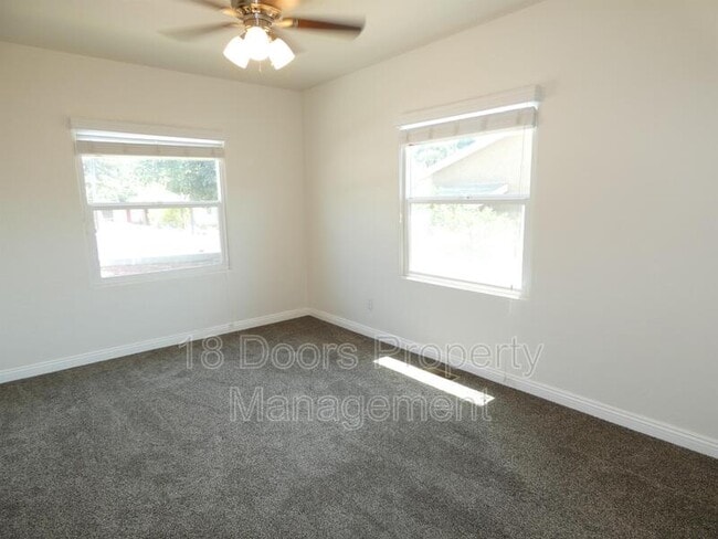 Building Photo - 4536 4th St