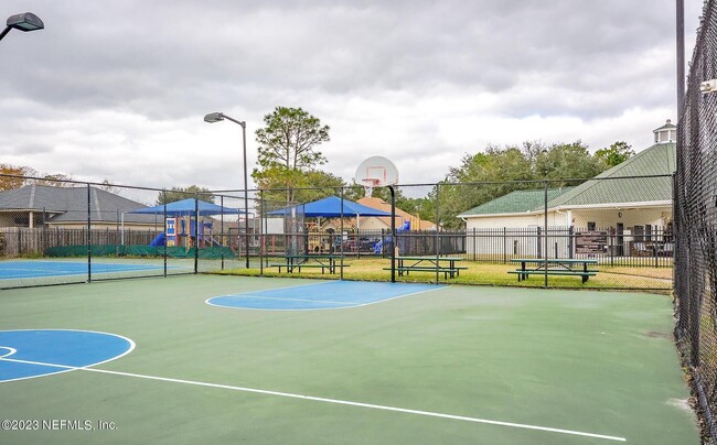 Building Photo - 12004 W Liberty Lake Dr