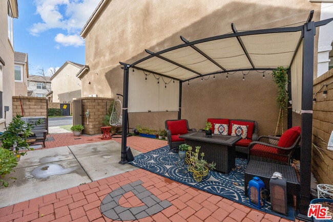 Building Photo - 28285 N Via Sonata Dr