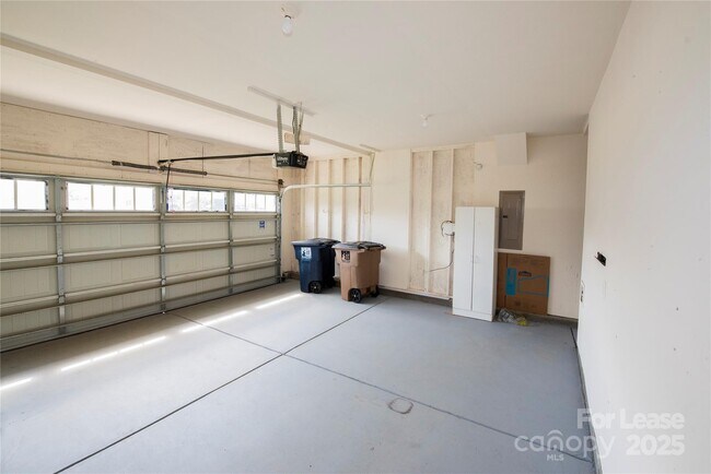 Building Photo - 1004 Green Terra Rd