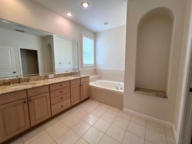 Building Photo - 3817 W Tacon St