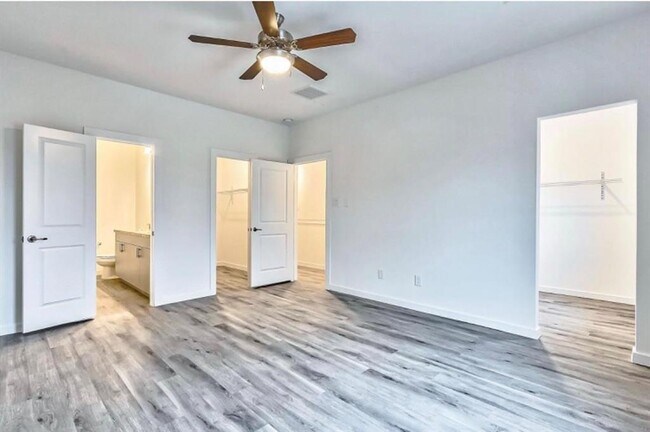 Building Photo - 4805 Dig Dug Ln