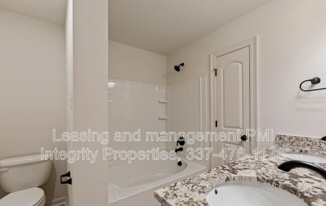 Building Photo - 101 Foster Grove Drive