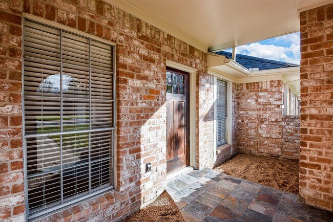 Building Photo - 8134 Ivan Reid Dr