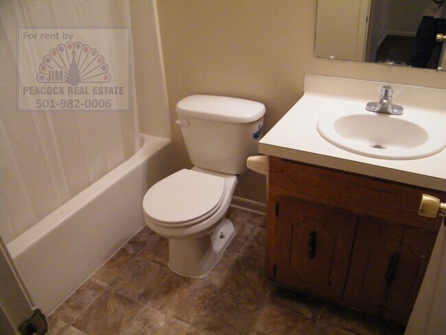 Building Photo - 309 Bellevue Cir