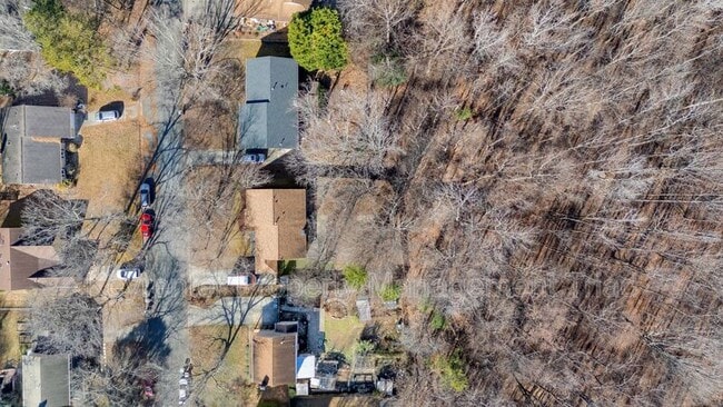 Building Photo - 5110 N Oaks Dr