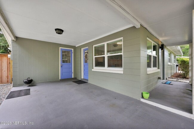 Building Photo - 1104 Boca Grande Ave