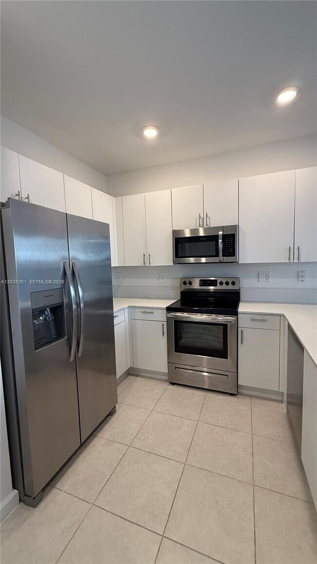 Building Photo - 13265 SW 286th Terrace