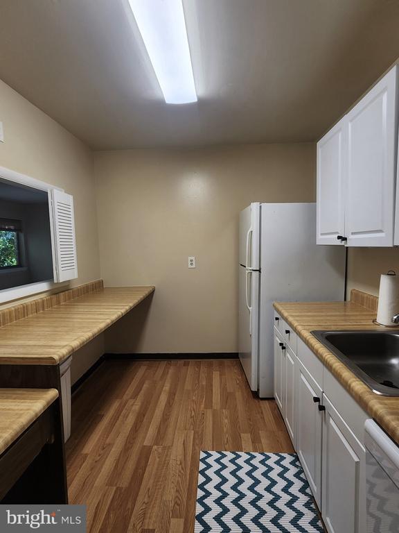 Building Photo - 12215 Braxfield Ct