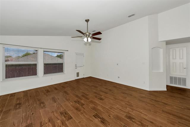 Building Photo - 10117 Sourwood Dr