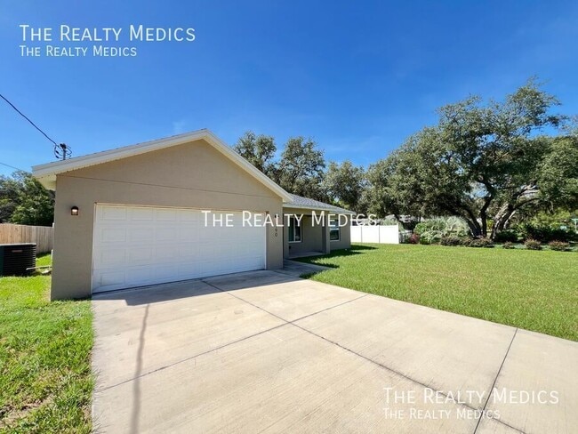 Building Photo - 190 Fisher Way