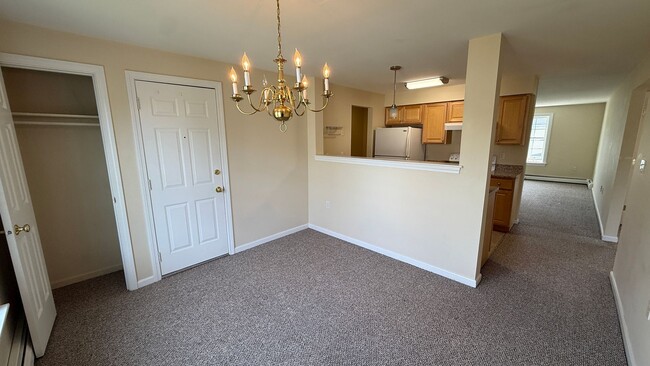 Building Photo - 10 Ham St