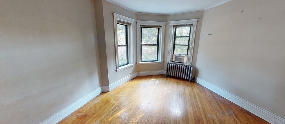 Building Photo - 52 Charlesgate E