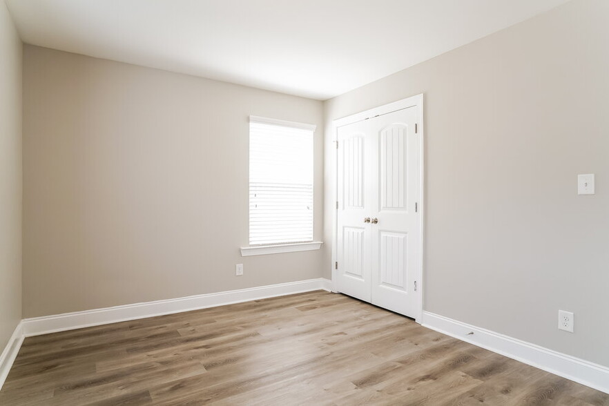 Building Photo - 3600 Sunbright Ln