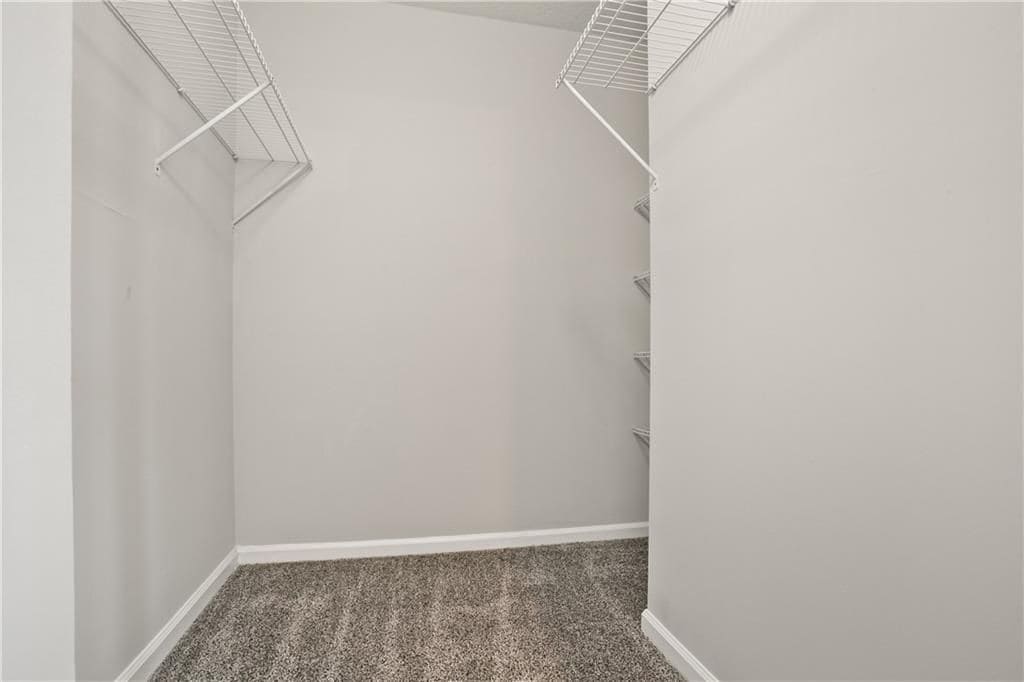 Building Photo - 124 Holcomb Ferry Rd