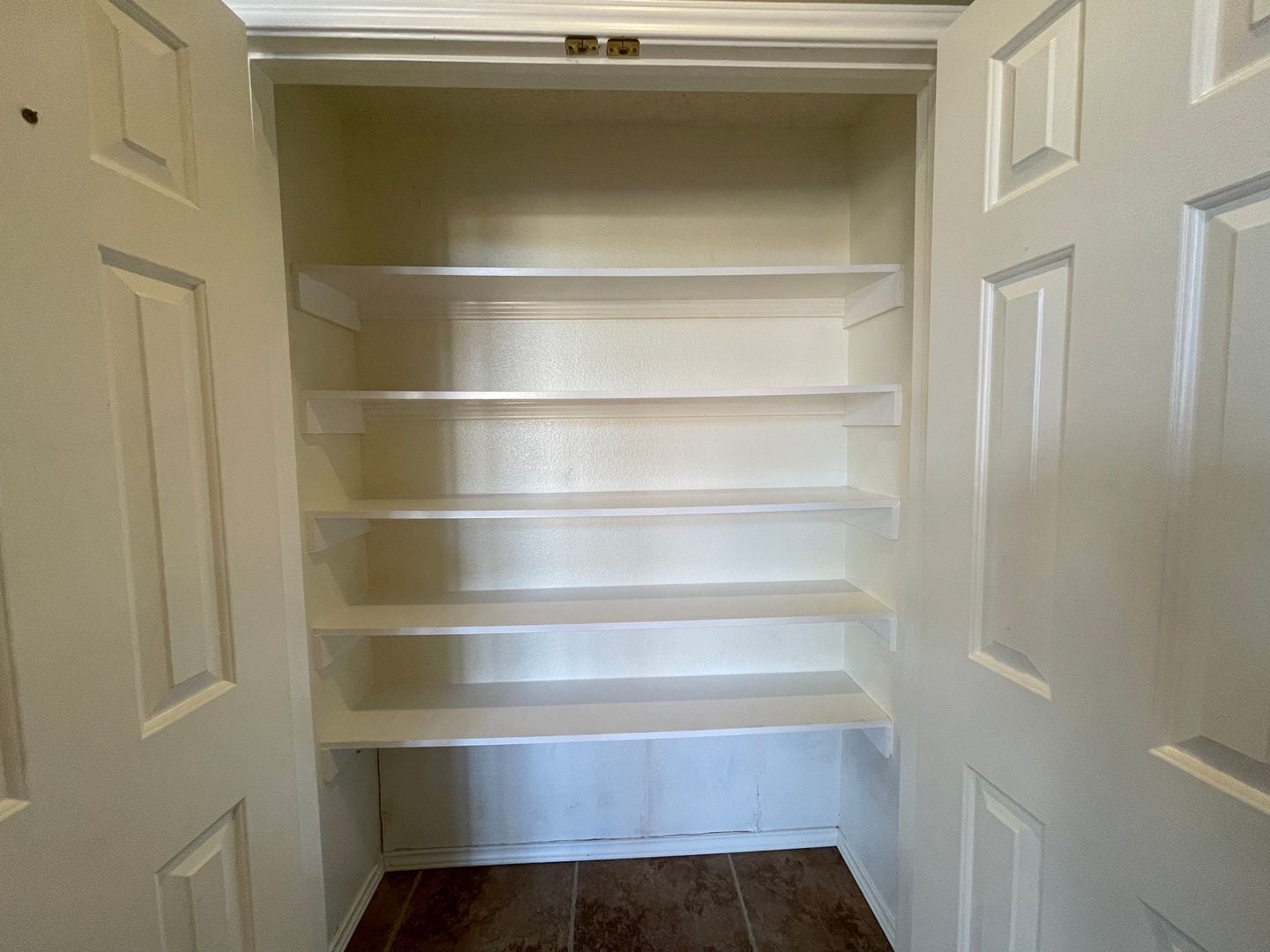 Building Photo - 2718 Bordeaux Dr