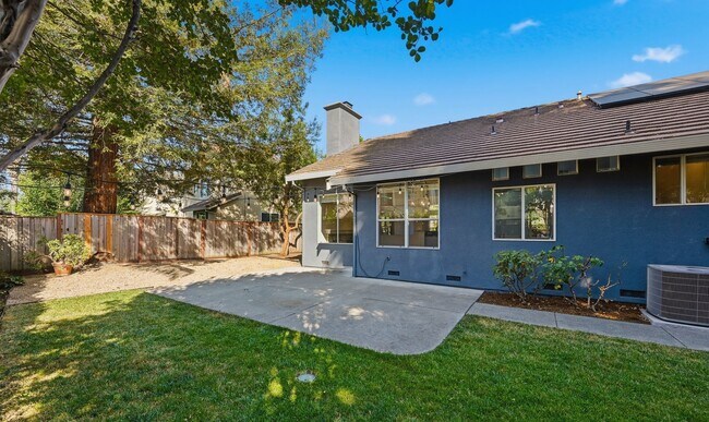 Building Photo - Contemporary Single Level North Napa Home