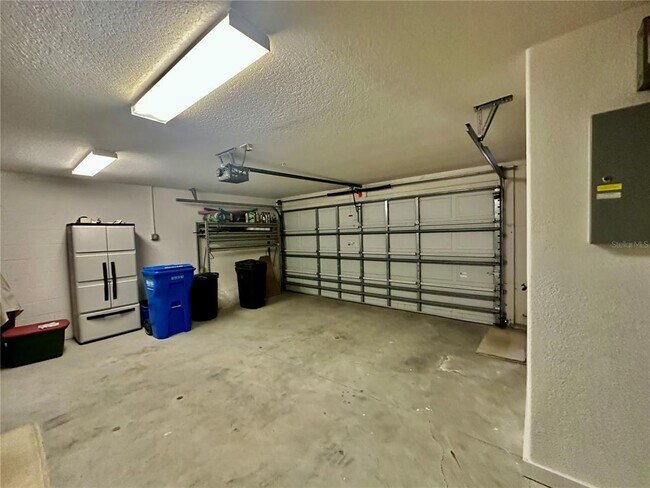 Building Photo - 135 Shoals Cir