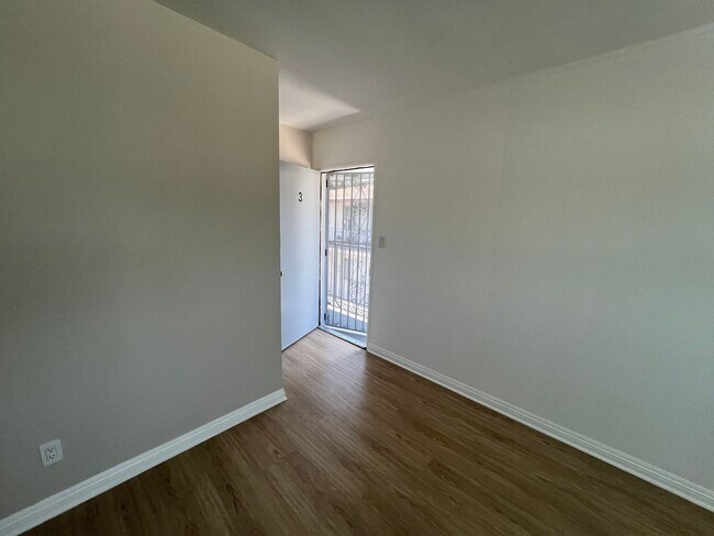 Building Photo - 57th Avenue