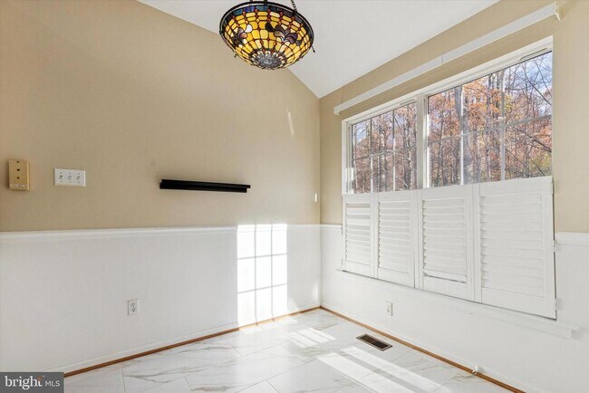 Building Photo - 172 Fringetree Dr