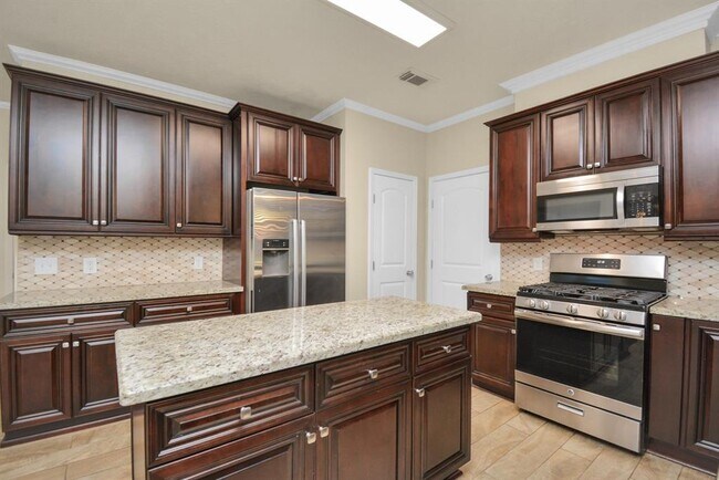 Building Photo - 20210 Black Canyon Dr