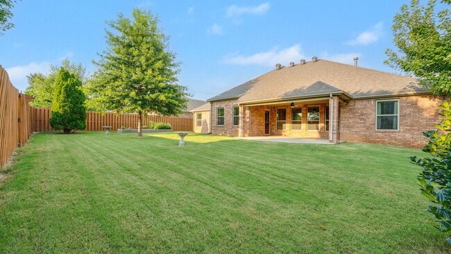 Building Photo - Beautiful 4BR Home in Riverwalk Farm Estates