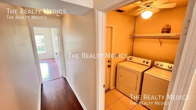 Building Photo - 7373 Mardell Ct