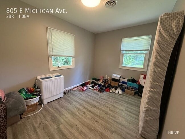 Building Photo - 805 E Michigan Ave