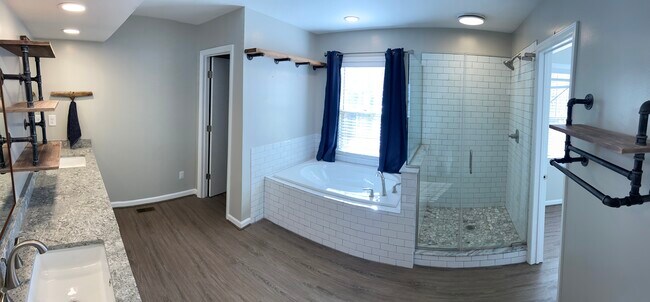 Building Photo - 1124 Theresa Ct