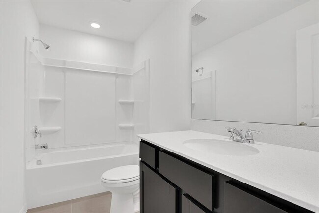 Building Photo - 4621 ORCHARD VIEW Aly