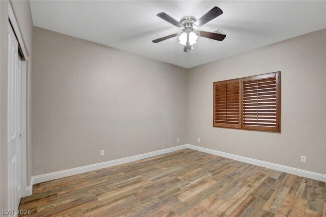 Building Photo - 12125 Vista Linda Ave