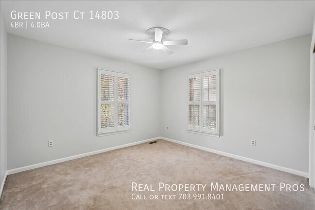 Building Photo - Green Post Ct 14803-