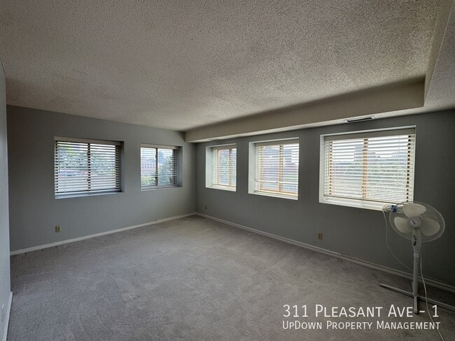Building Photo - 311 Pleasant Ave