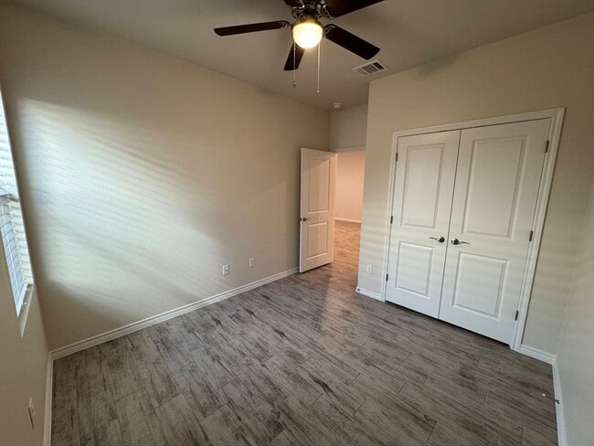 Building Photo - 5108 Rose Petal Ct