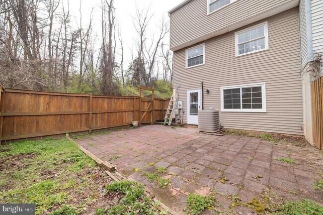 Building Photo - 5569 Caithness Ct