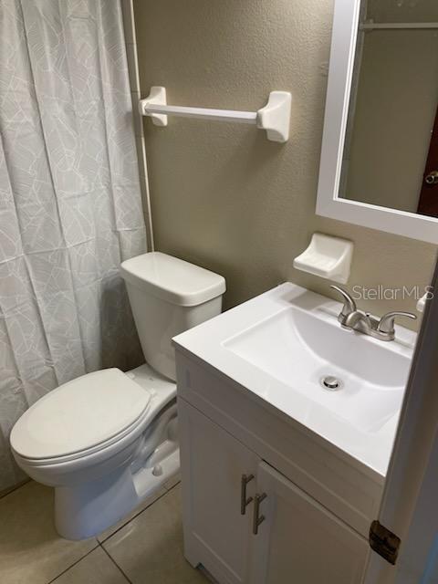 Building Photo - 913 Jacaranda Dr