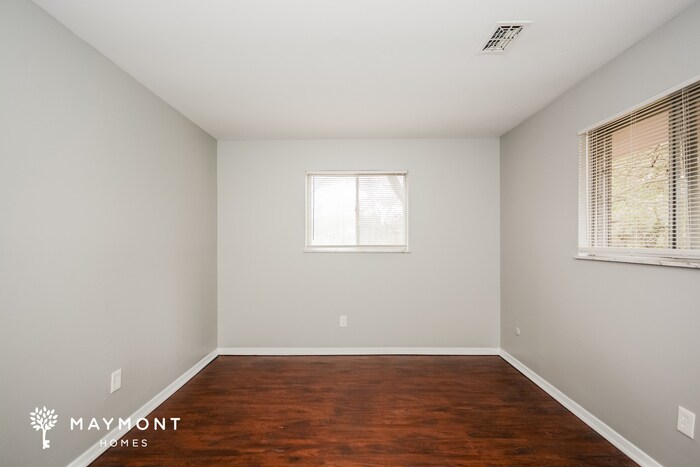 Building Photo - 2499 Bluelark Dr