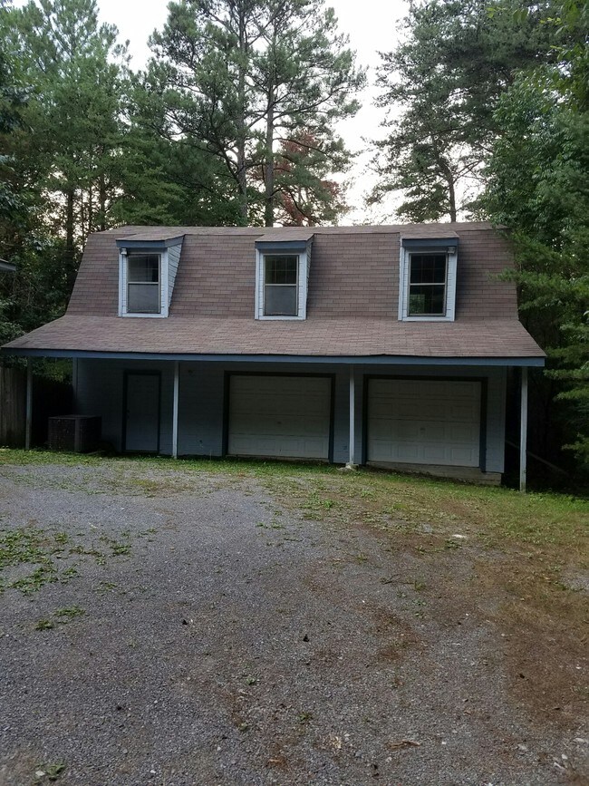 Building Photo - 107 Shannon Dr
