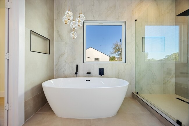 Building Photo - 7125 England St