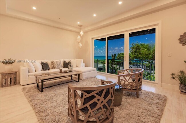 Building Photo - 117 Ocean Key Way