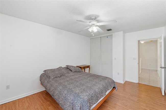 Building Photo - 15883 NW 11th St