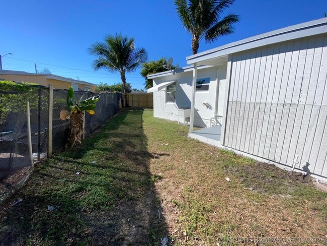 Building Photo - 110 Old Spanish Trail