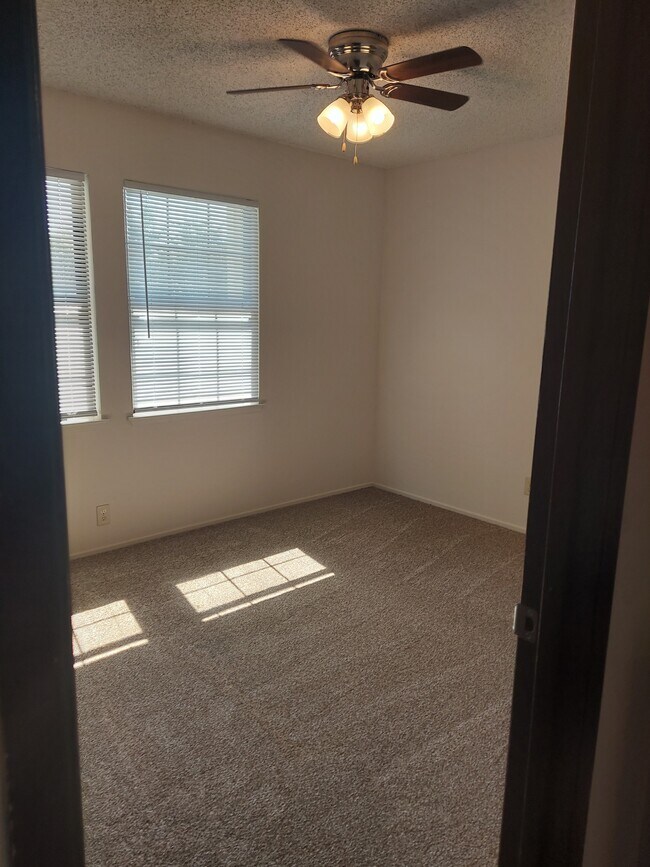 Antelope Hills Townhomes 7550 Antelope Rd Citrus Heights CA 95610