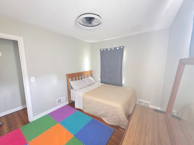 Building Photo - 2350 S Erie St