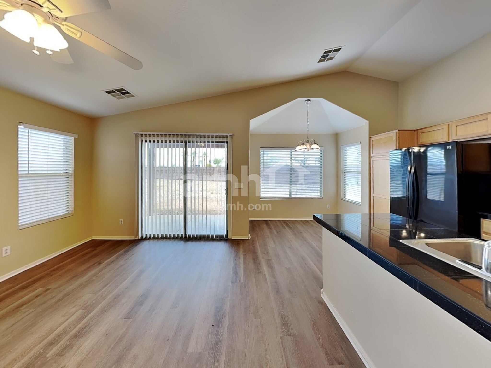 Building Photo - 2057 S 155th Dr