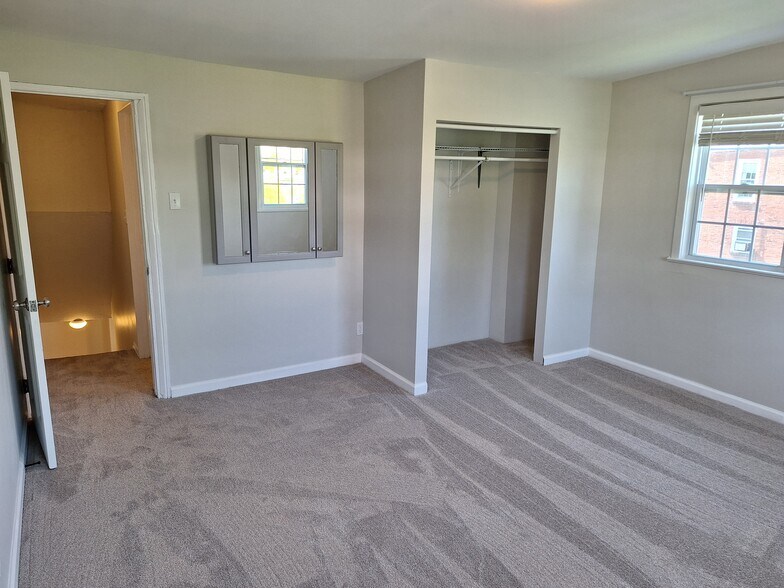 Building Photo - 36 N 34th St