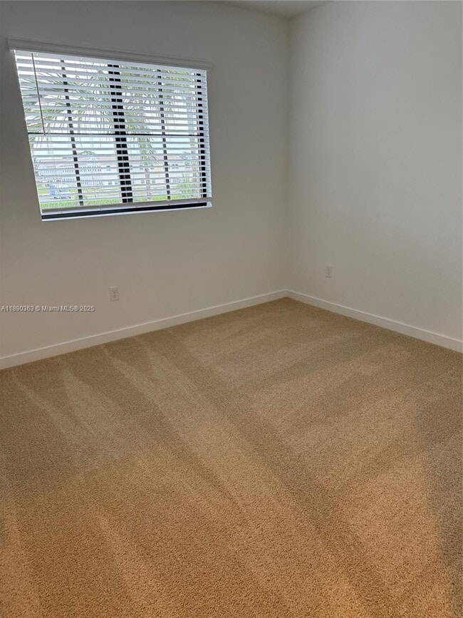 Building Photo - 5028 Elderberry St